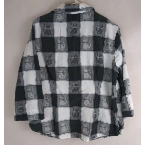 Women's Black and White Button Down Shirt - Picture 3 of 8